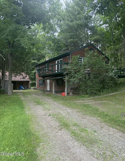 Homes For Sale - 12 Cassidy Road<br/> Washington County, Shushan, NY 12873