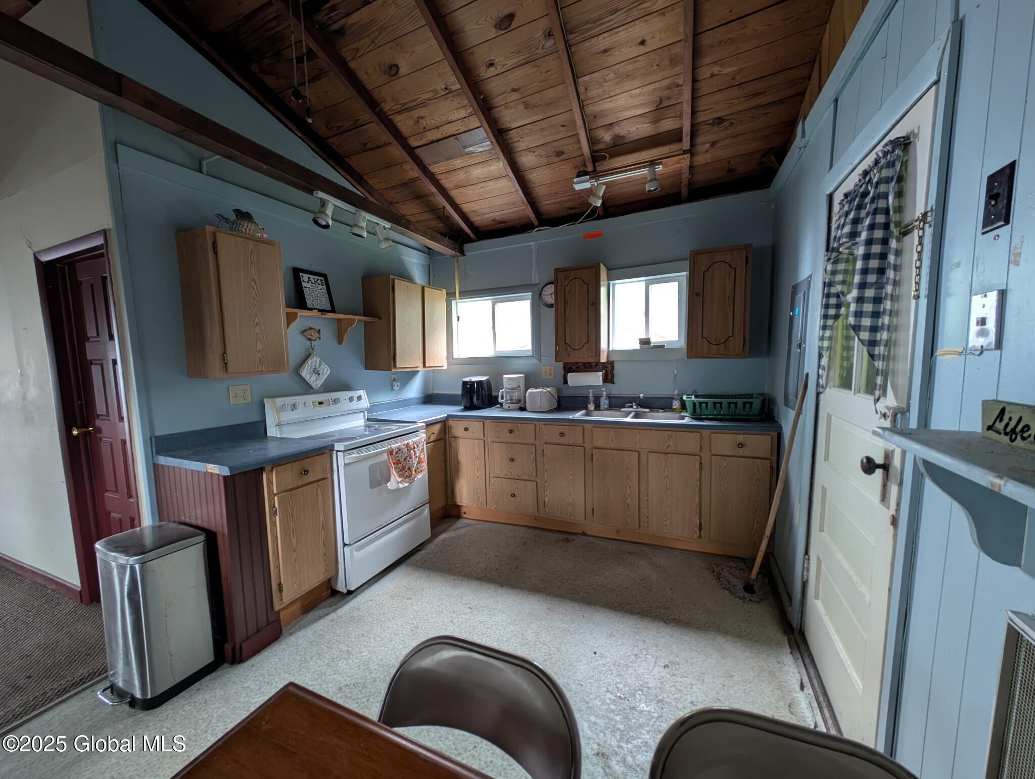 210 Bibik Road, Richfield Springs, New York image 9