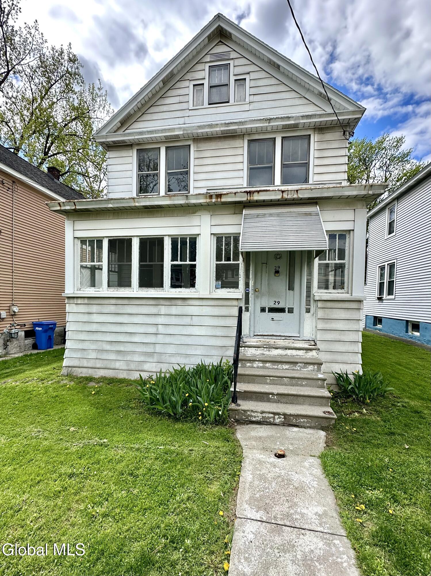 29 Bogart Terrace
