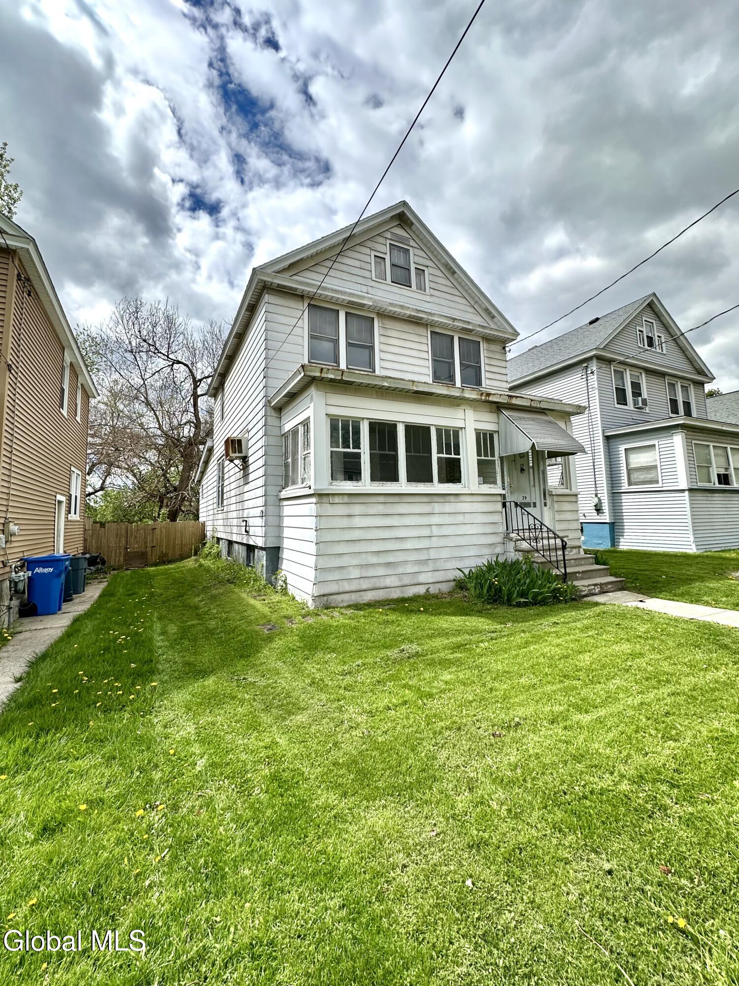 29 Bogart Terrace