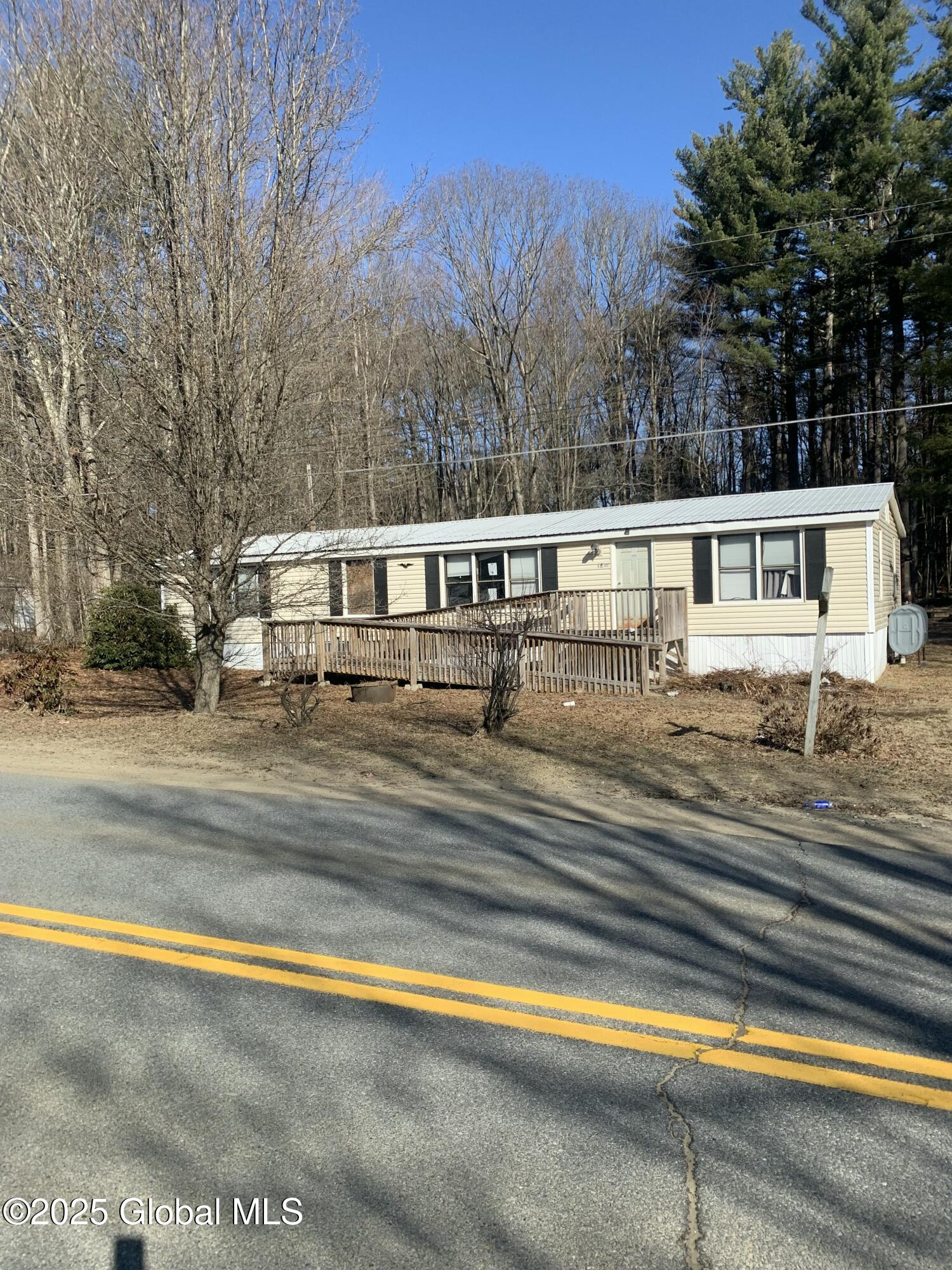 48 Comstock Road, Corinth, New York image 1