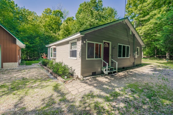 303 N SHORE RD PECK LK, GLOVERSVILLE, NY 12078 - Image 7a0ed22ee104438ecaa8ff8e0cf13bcc/1361243276