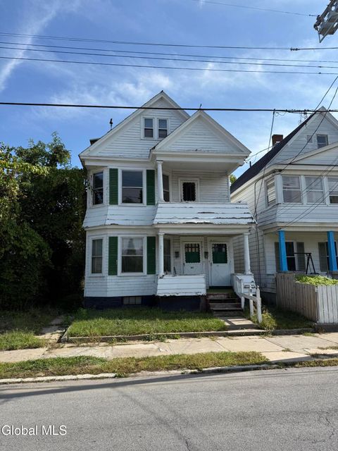 Photo of 1005 Congress Street, Schenectady, NY 12303 (MLS # 202527239)