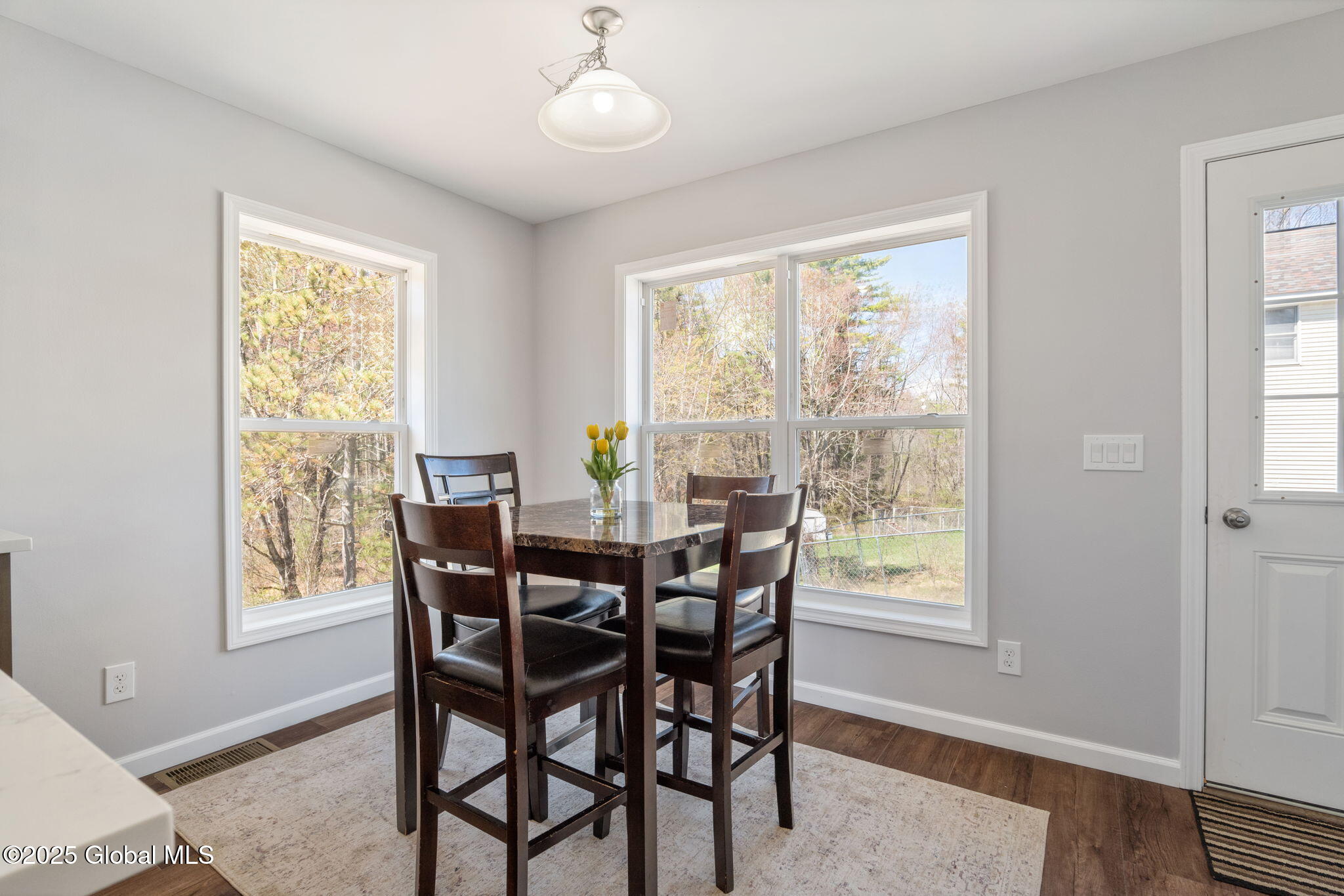 Saratoga, New York 12866, United States, 3 Bedrooms Bedrooms, ,2 BathroomsBathrooms,Residential,Active,116676