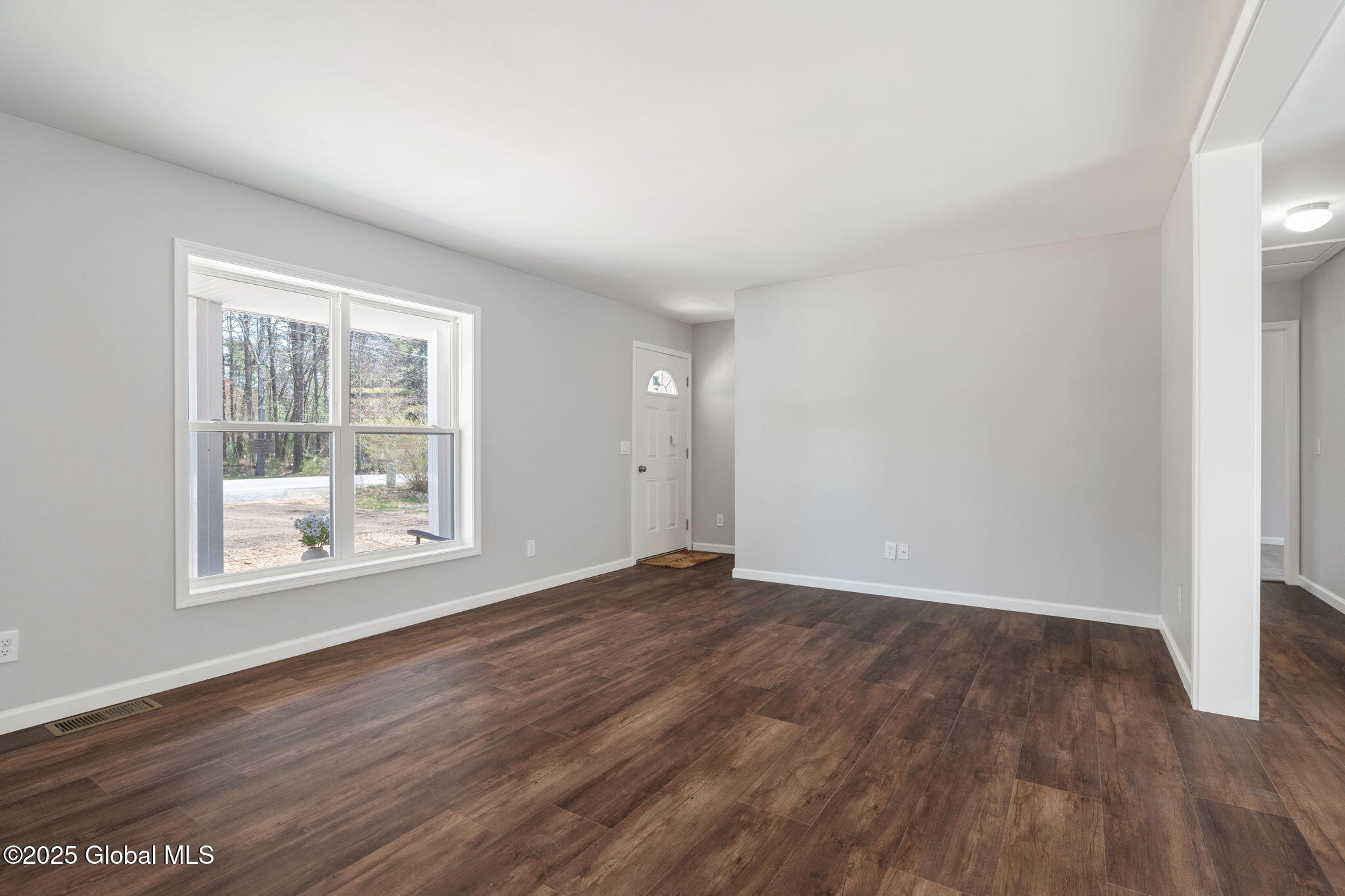 Saratoga, New York 12866, United States, 3 Bedrooms Bedrooms, ,2 BathroomsBathrooms,Residential,Active,116676