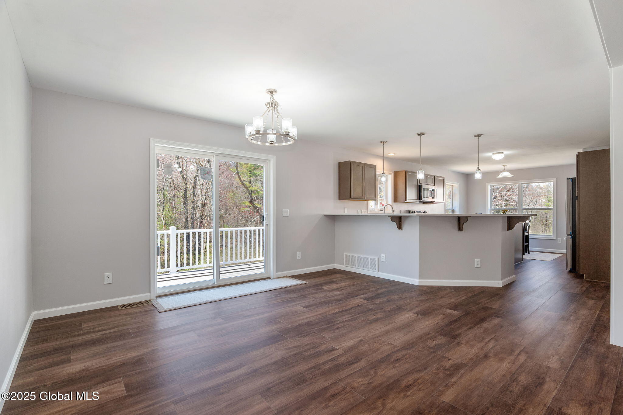 Saratoga, New York 12866, United States, 3 Bedrooms Bedrooms, ,2 BathroomsBathrooms,Residential,Active,116676