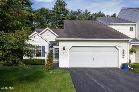 Townhouse For Sale - 45 Cedar Court<br/> Queensbury, NY 12804