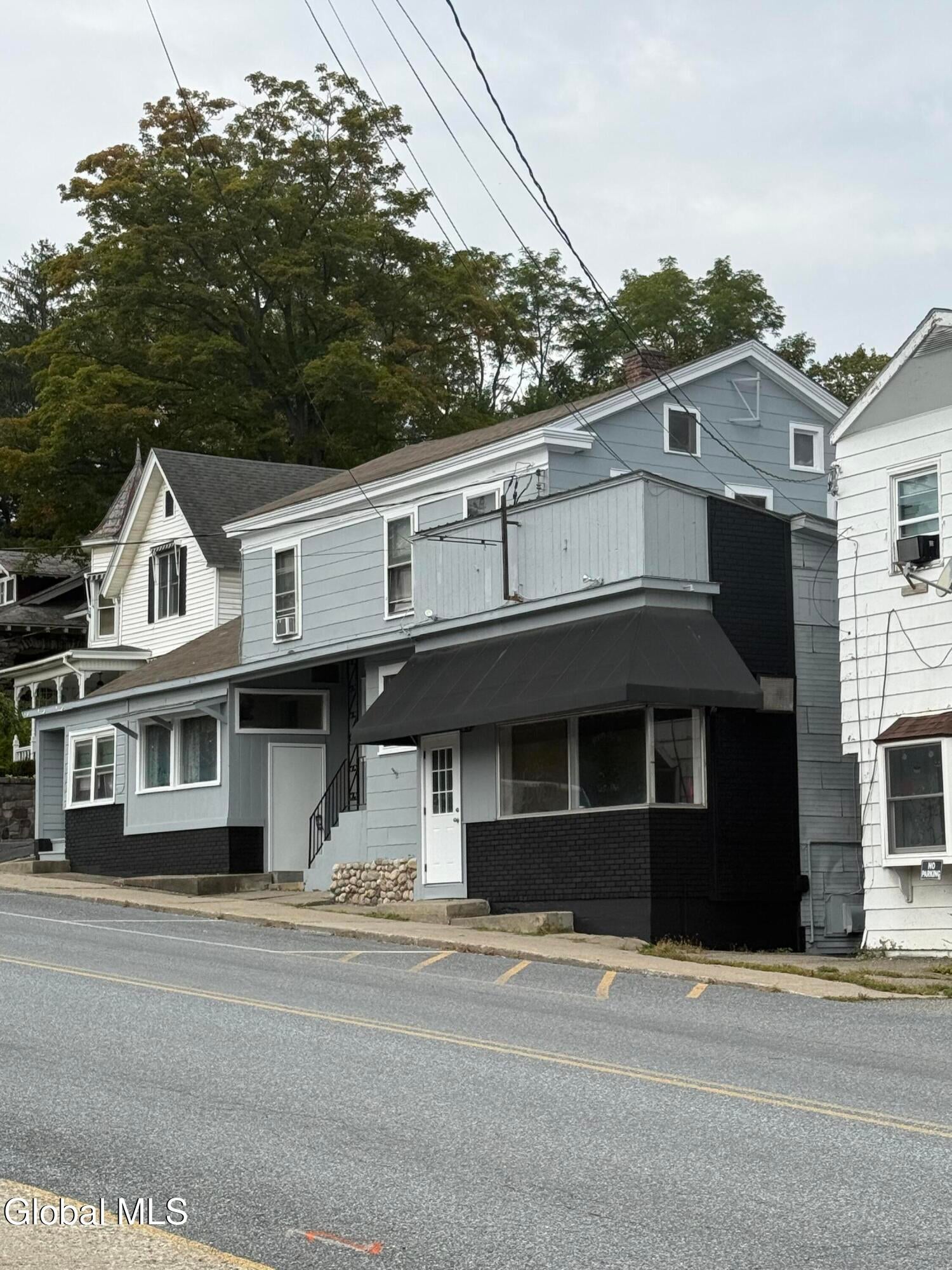 59 Montcalm Street