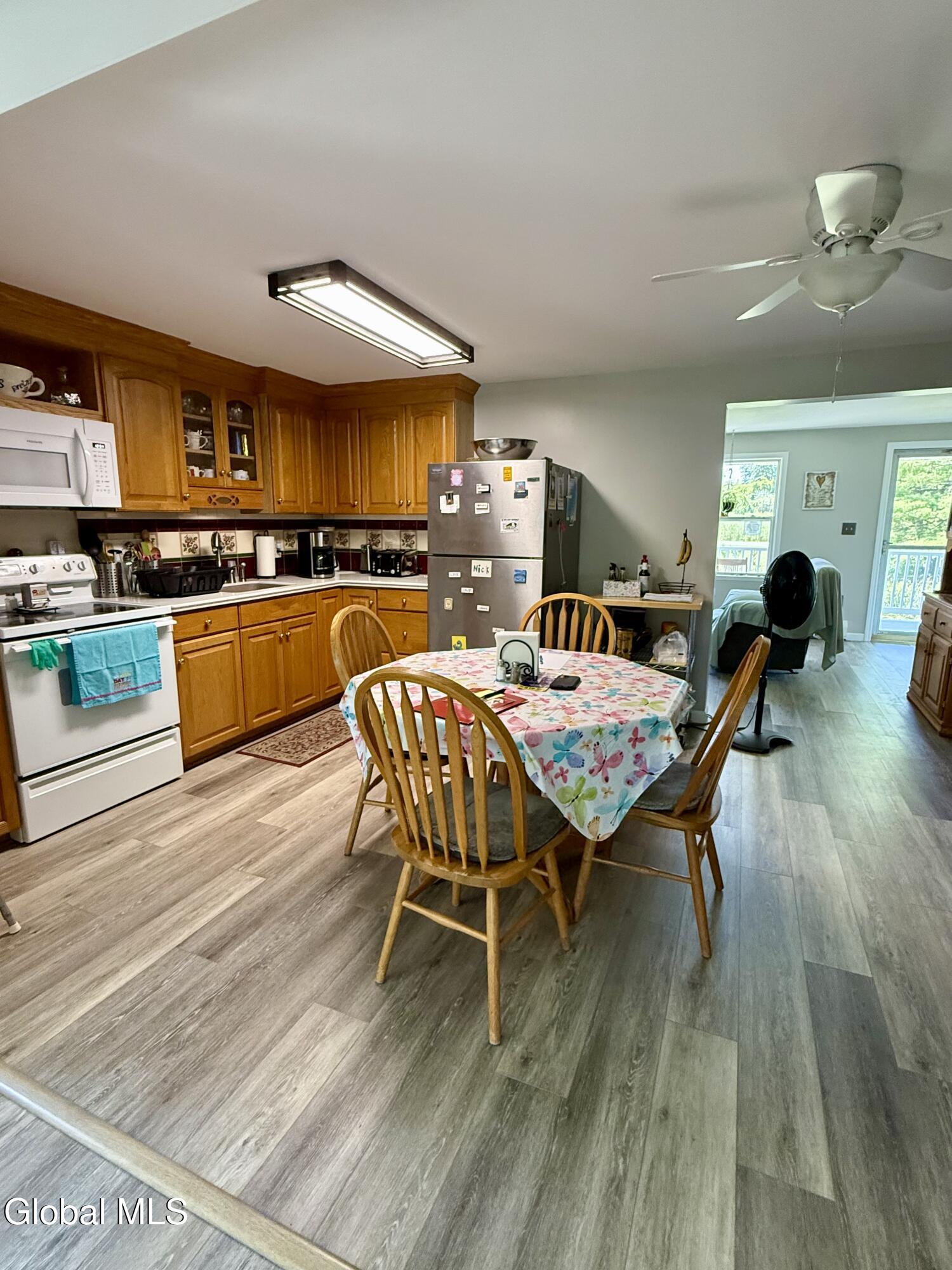 910 Blodgett Hill Road