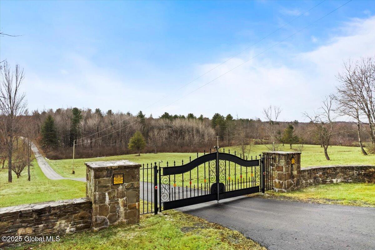 155 Andrews Road, Sloansville, New York image 2