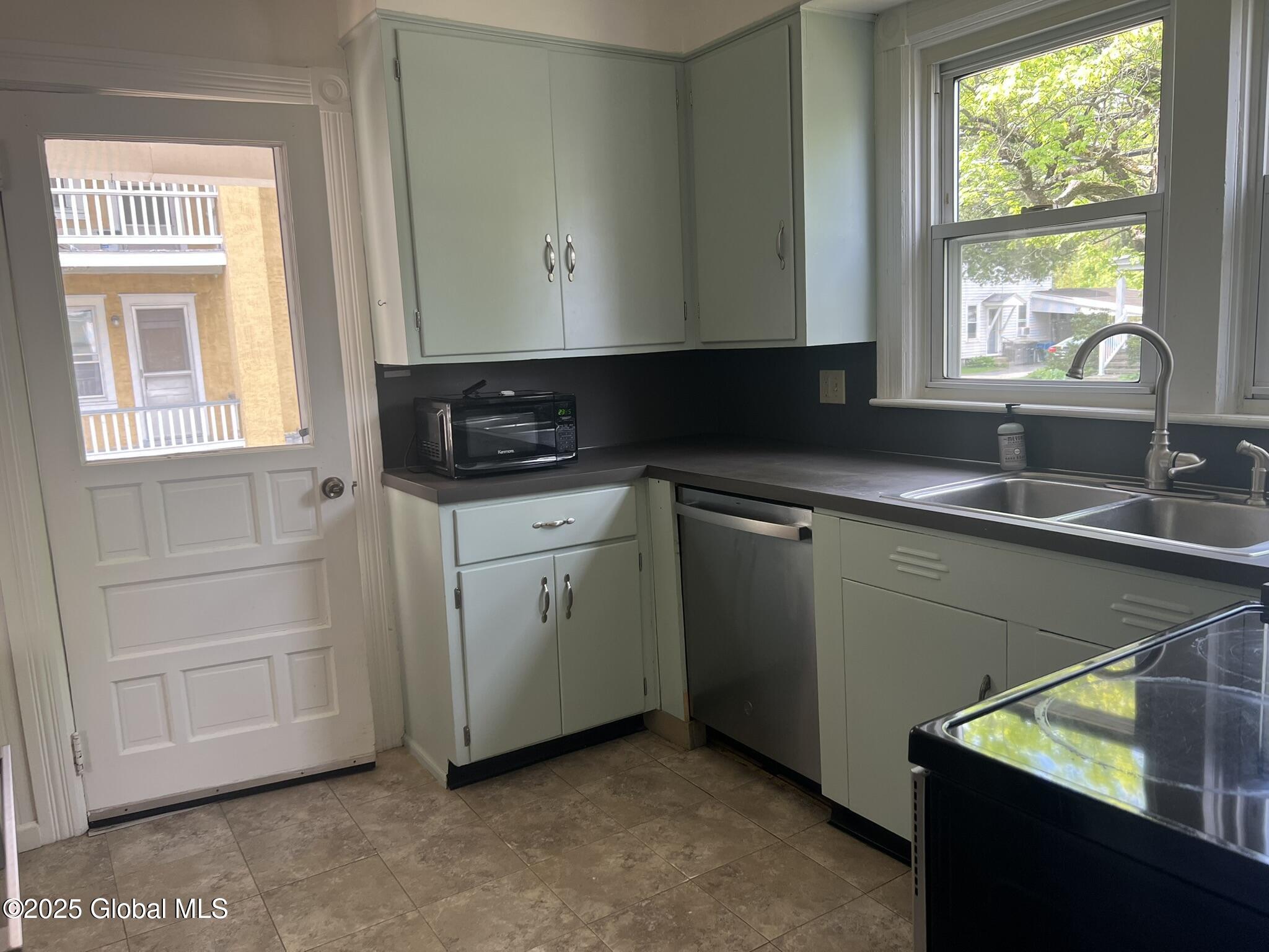 56 Grant Avenue, Glens Falls, New York image 12