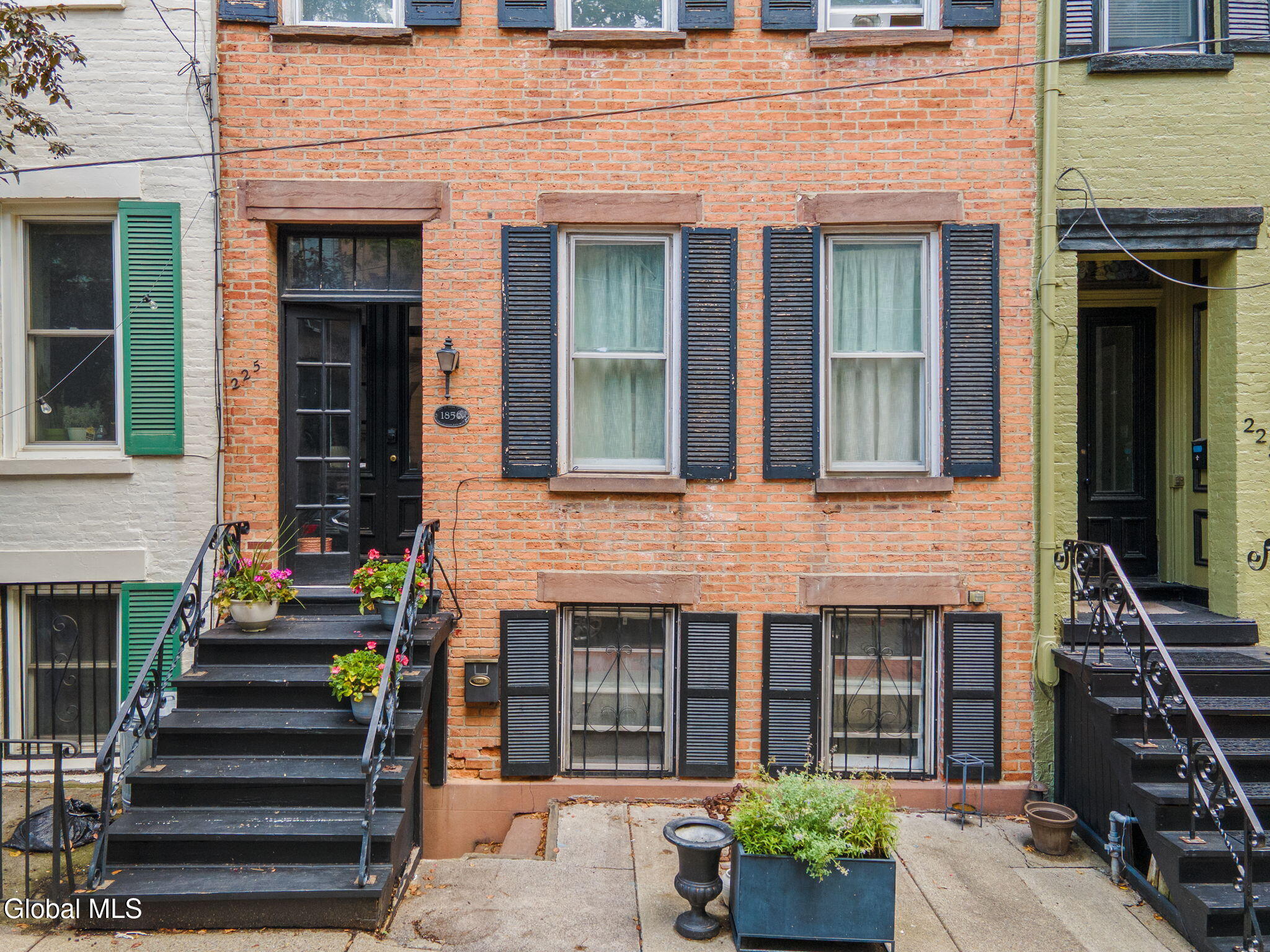 225 Jay Street