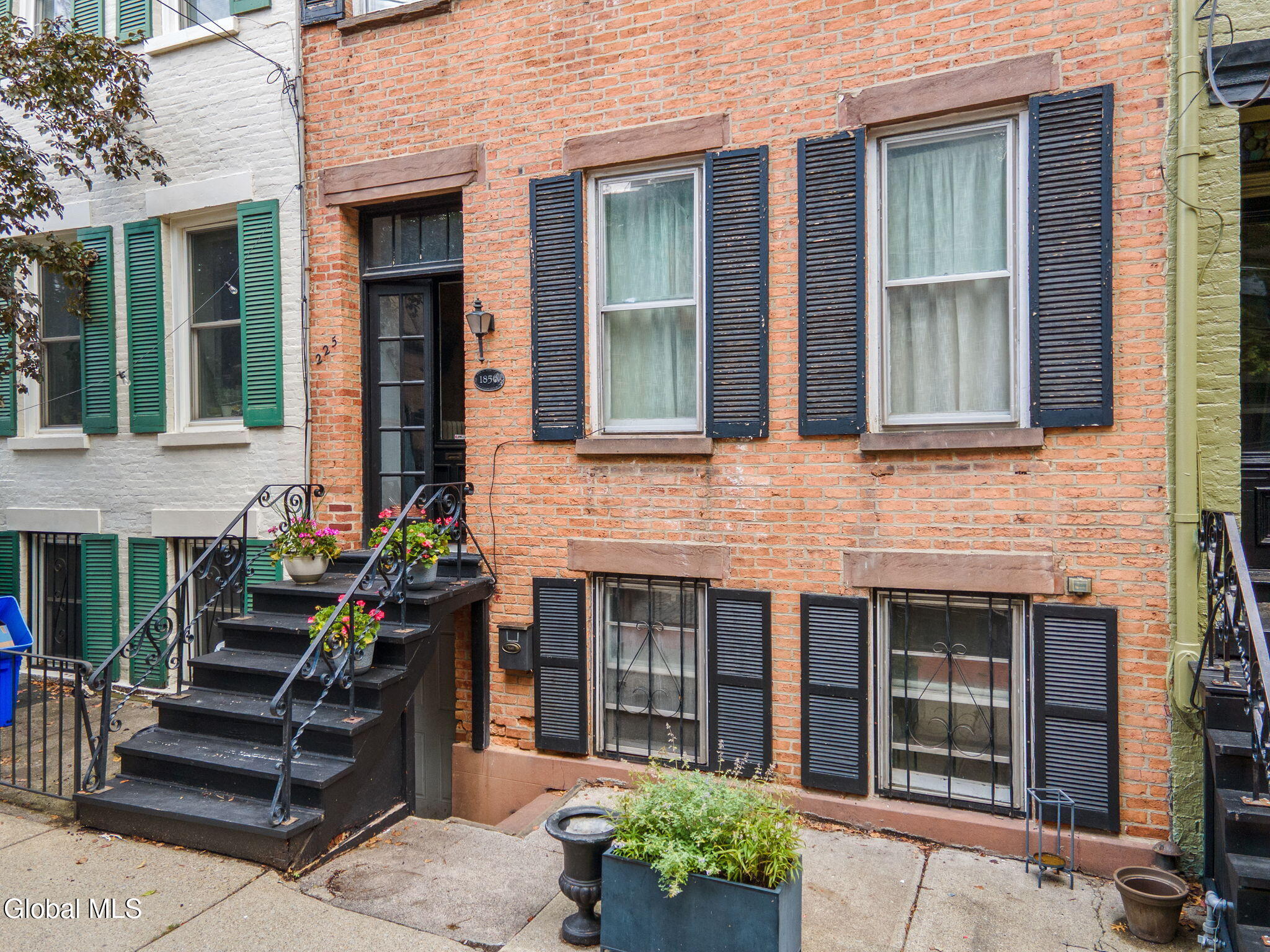 225 Jay Street
