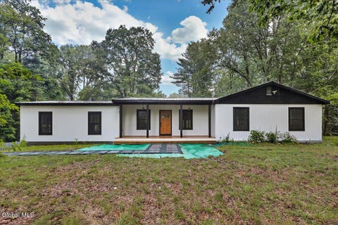 Photo of 49 Tabor RD, Halfmoon, NY 12118 (MLS # 202623033)