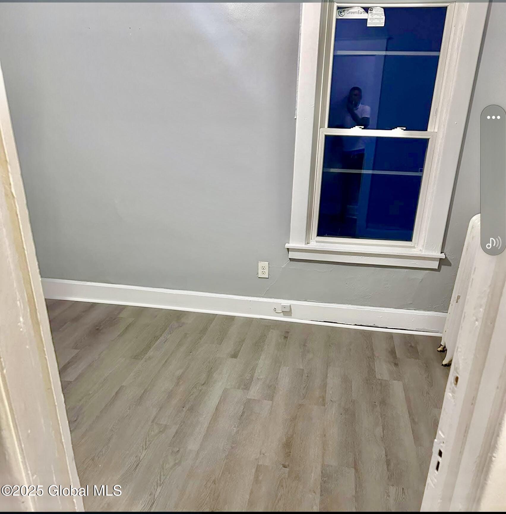 Schenectady, New York 12307, United States, 7 Bedrooms Bedrooms, ,5 BathroomsBathrooms,Residential,Active,162898