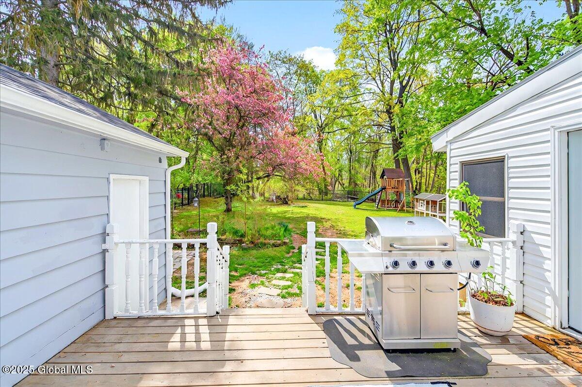61 Mccormack Road, Albany, New York image 30
