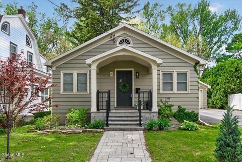 Photo of 11 Norwood Avenue, Albany, NY 12208 (MLS # 202617015)