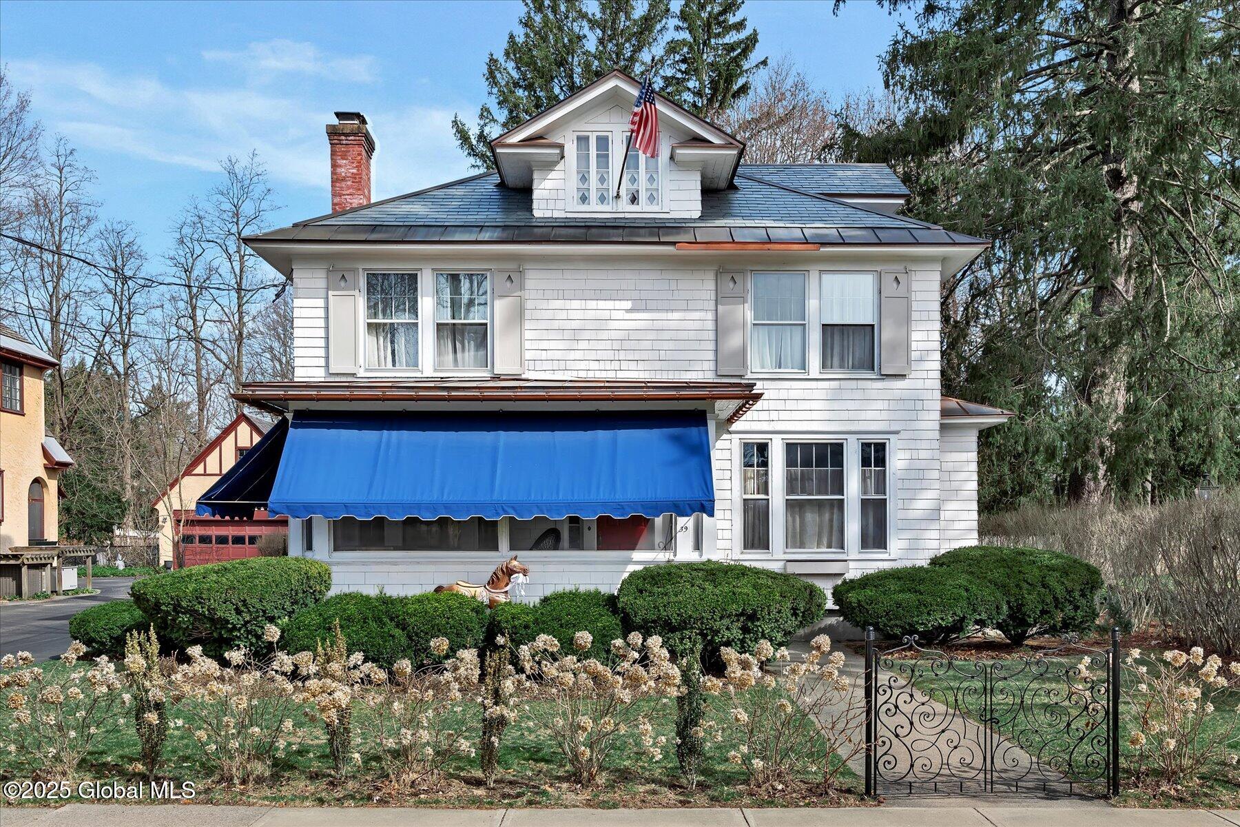39 5th Avenue, Saratoga Springs, New York image 4