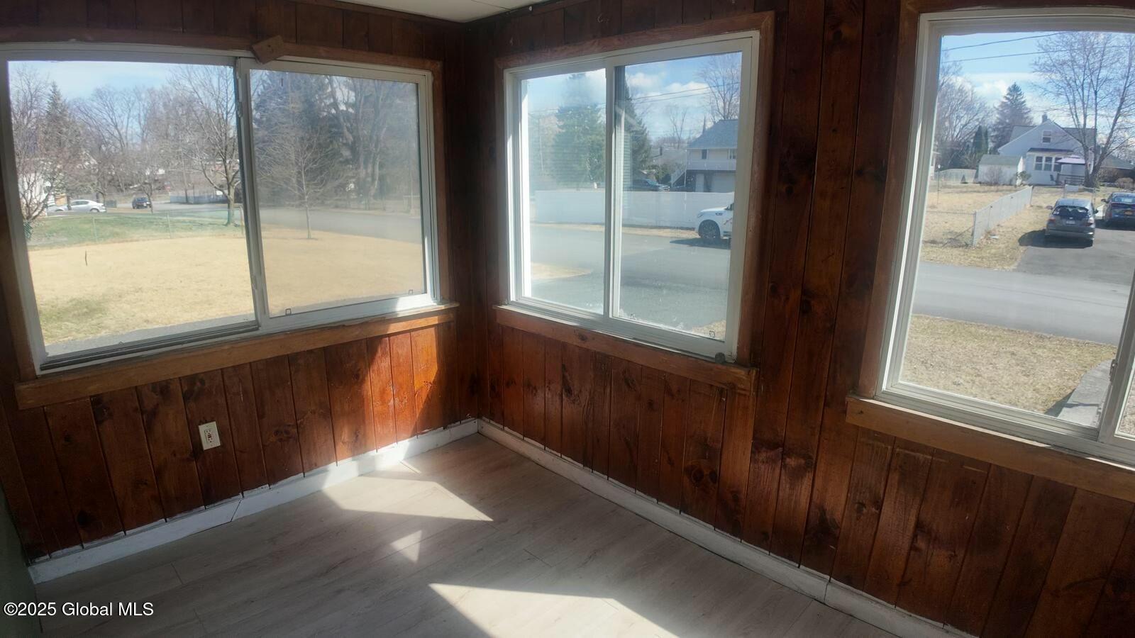 35 Conliss Avenue, Cohoes, New York image 4