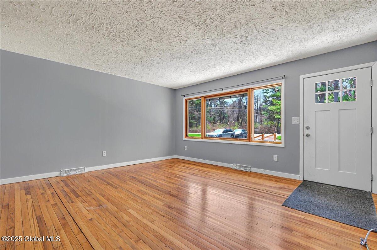 213 Elm Avenue #EAST, Selkirk, New York image 4