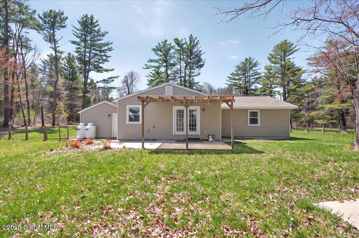 213 Elm Avenue #EAST, Selkirk, New York image 28