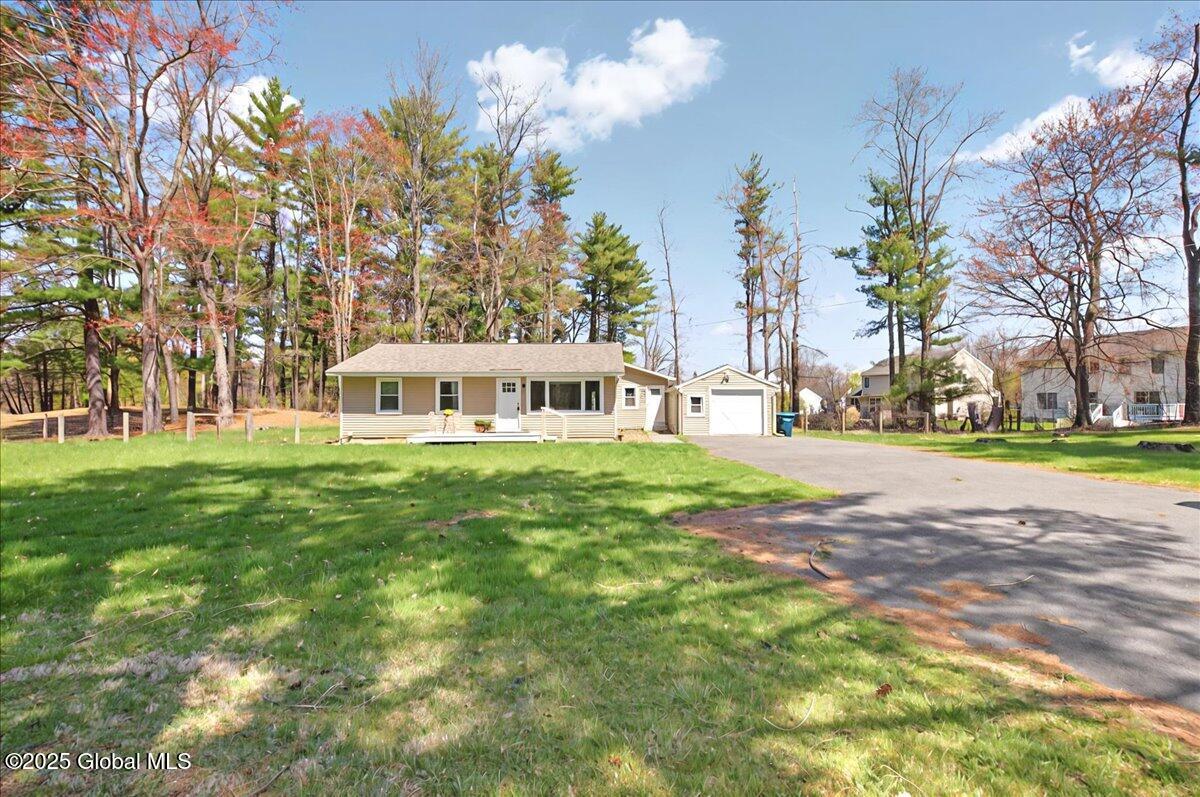 213 Elm Avenue #EAST, Selkirk, New York image 23