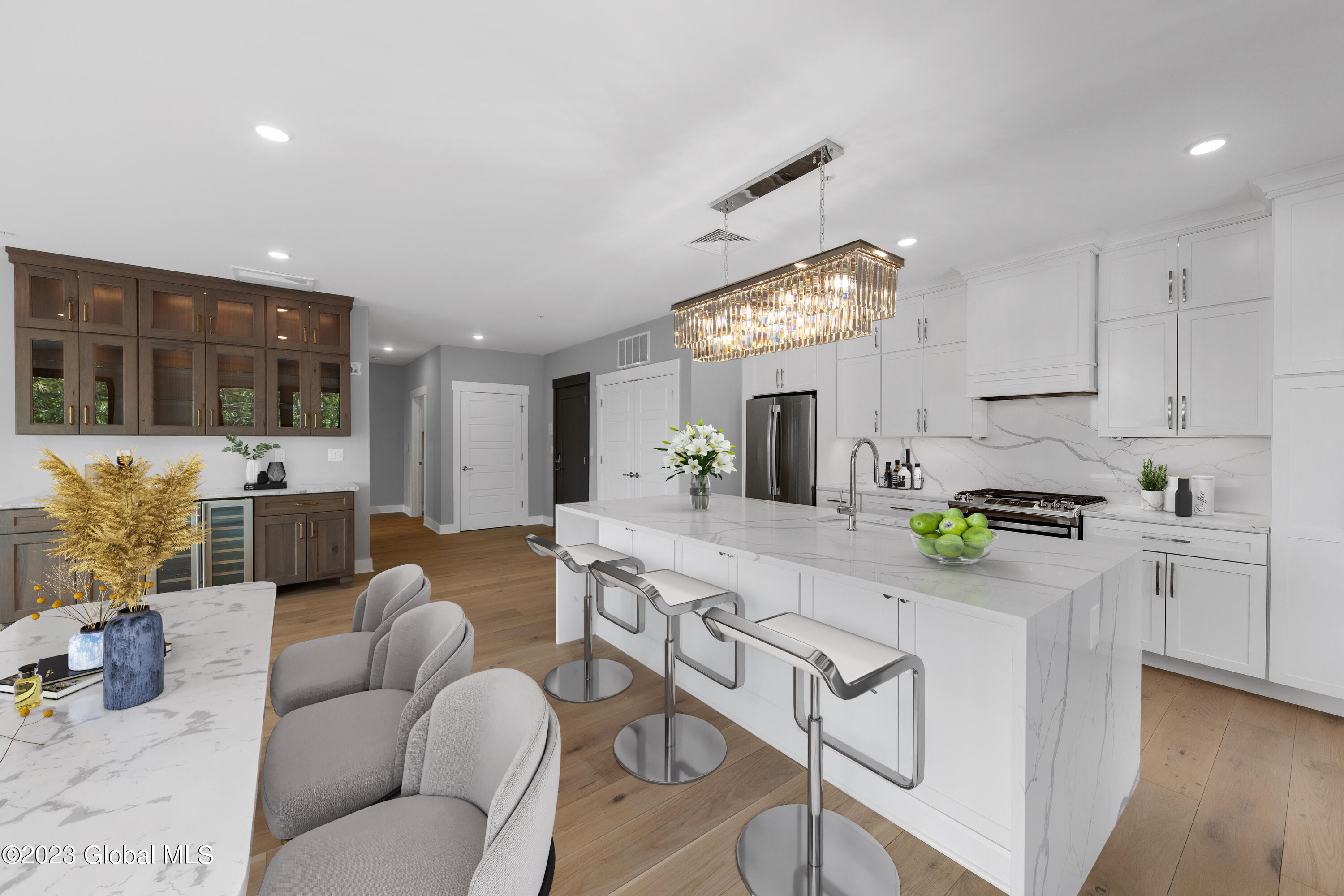 116 West Avenue Unit 402