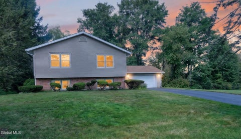 Photo of 1245 Sandra Lane, Niskayuna, NY 12309 (MLS # 202626877)