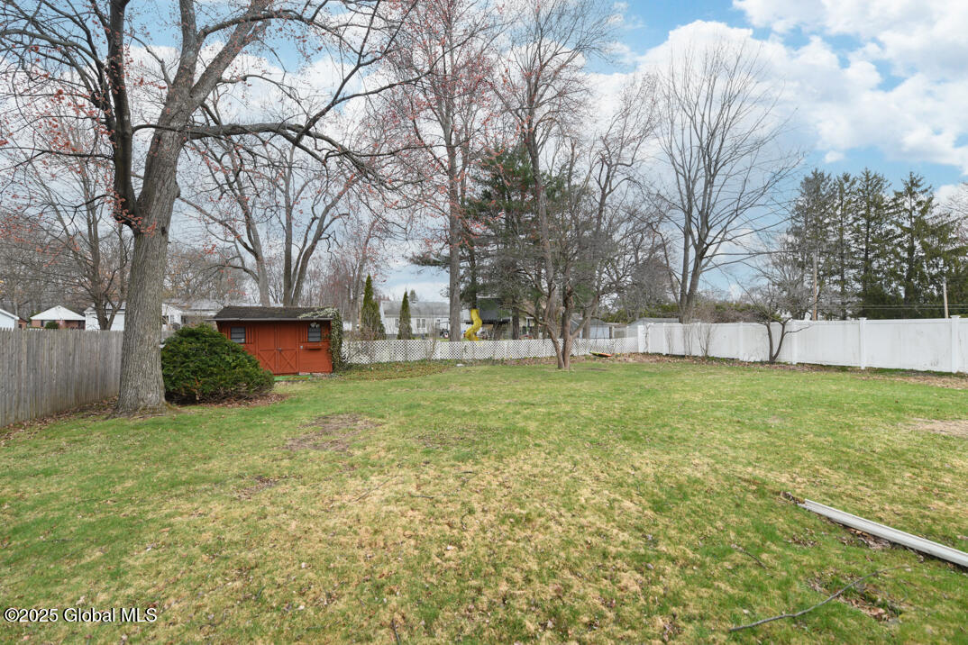 21 Crestwood Drive, Schenectady, New York image 25