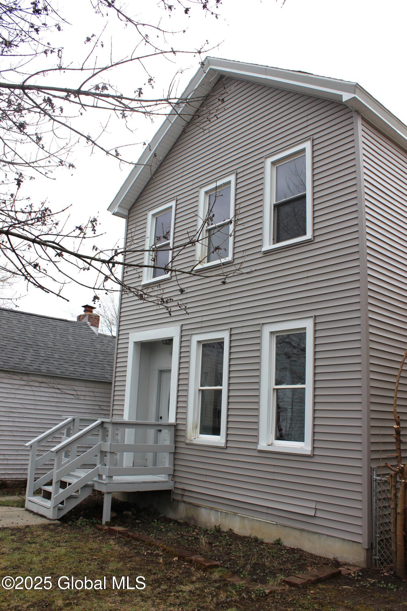447 6th Avenue, Troy, New York image 2