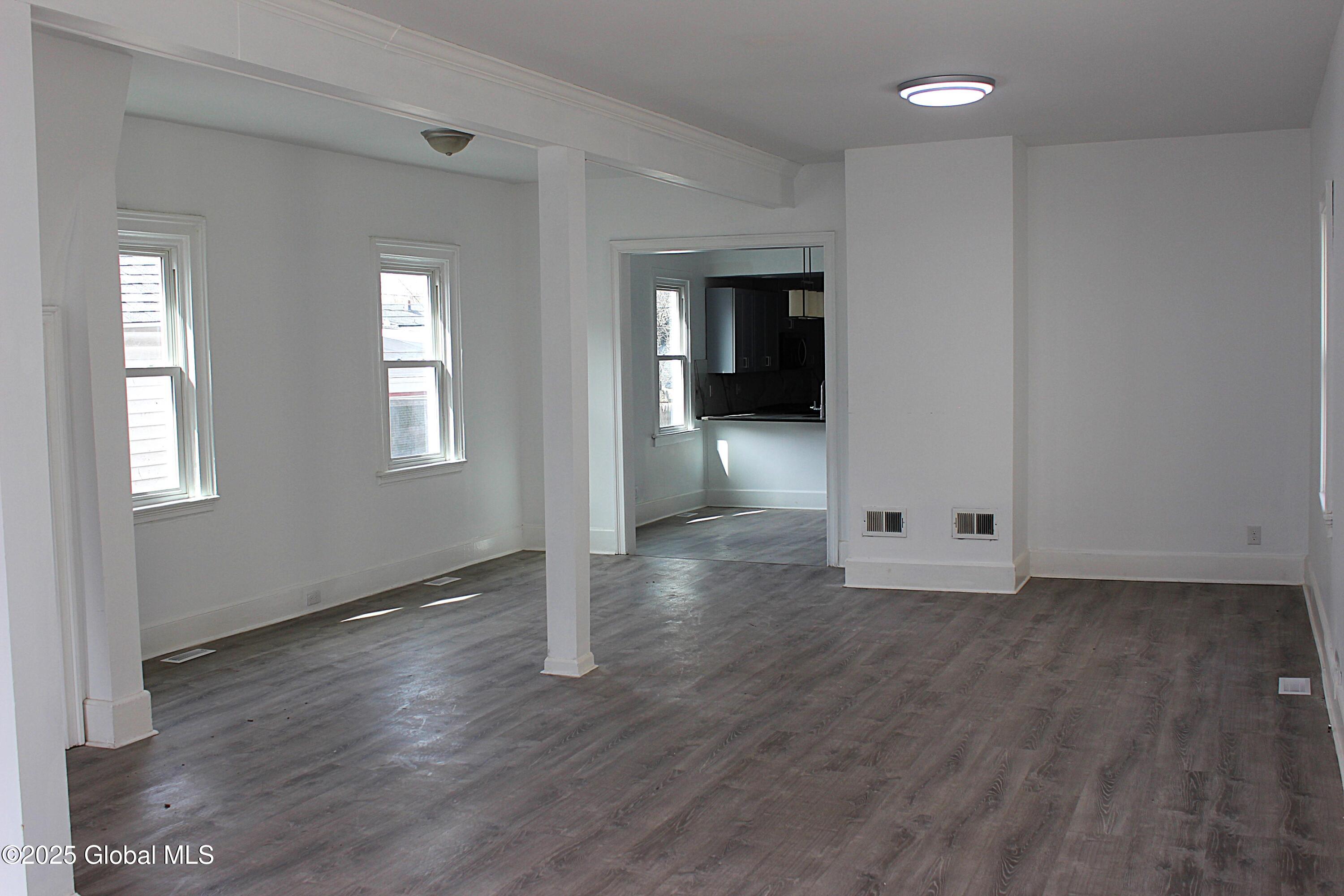 447 6th Avenue, Troy, New York image 8