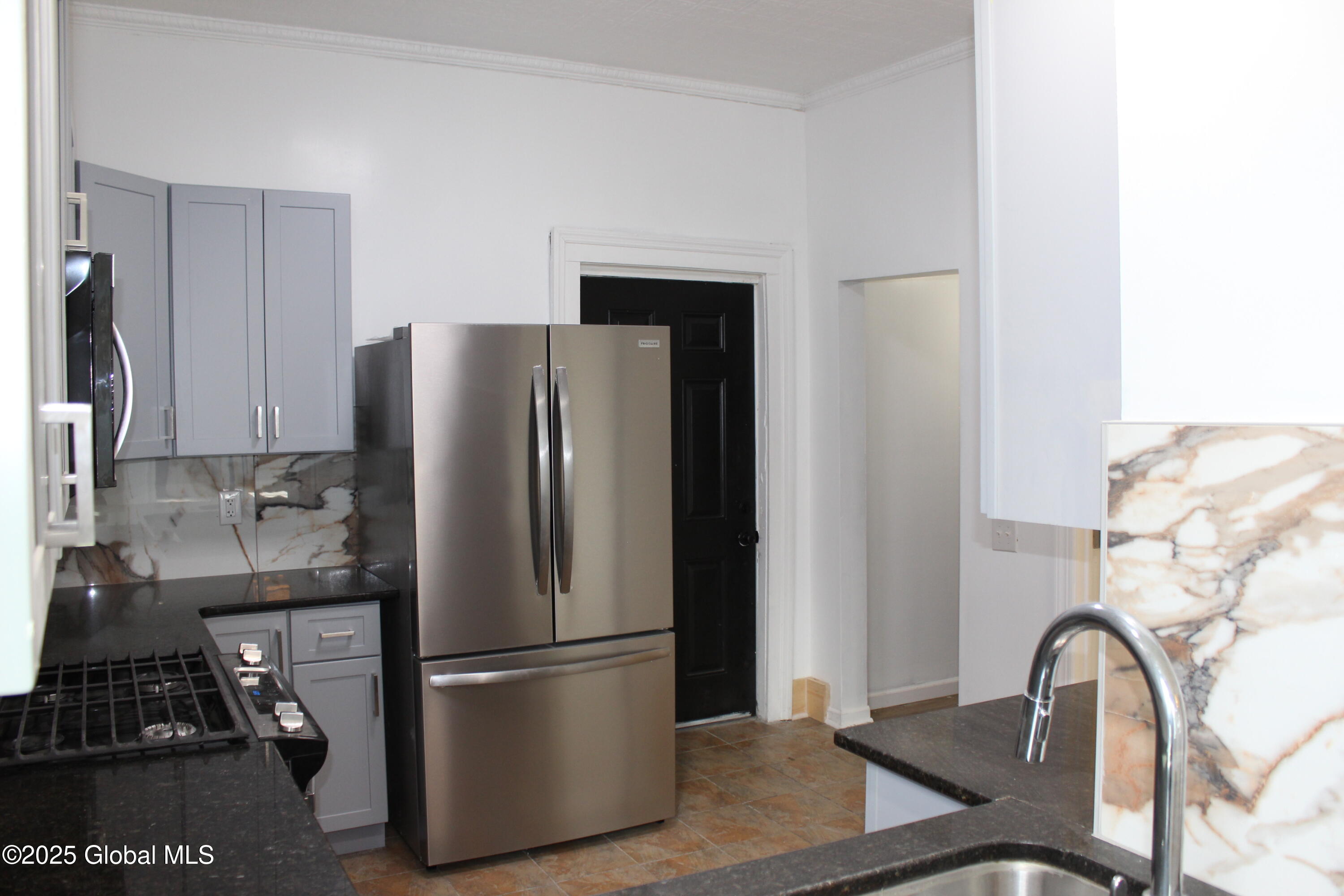 447 6th Avenue, Troy, New York image 13