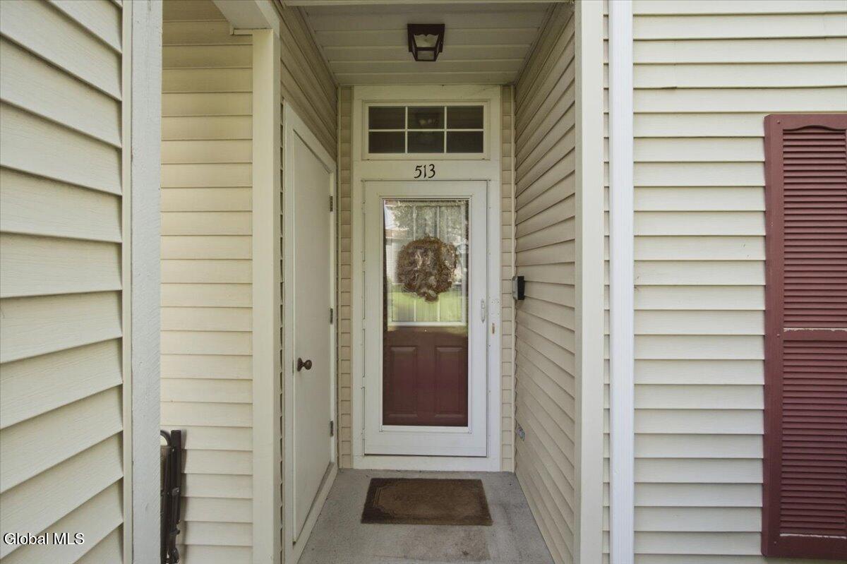 513 Apex Lane