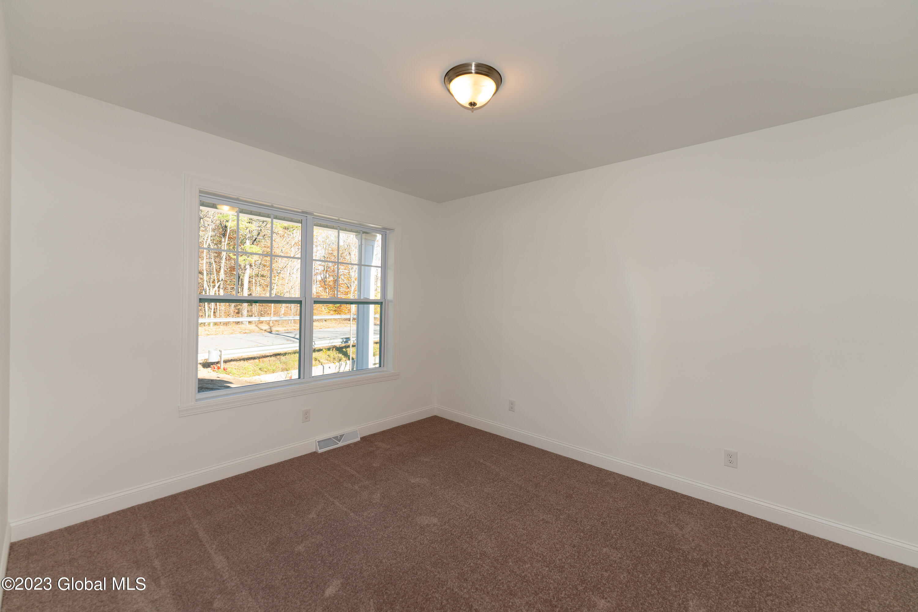 4 Aspen Drive, Ballston Lake, New York image 11