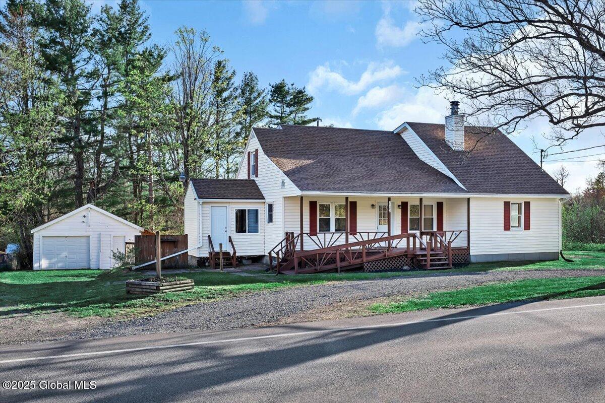 1322 County Highway 107, Fort Johnson, New York image 2