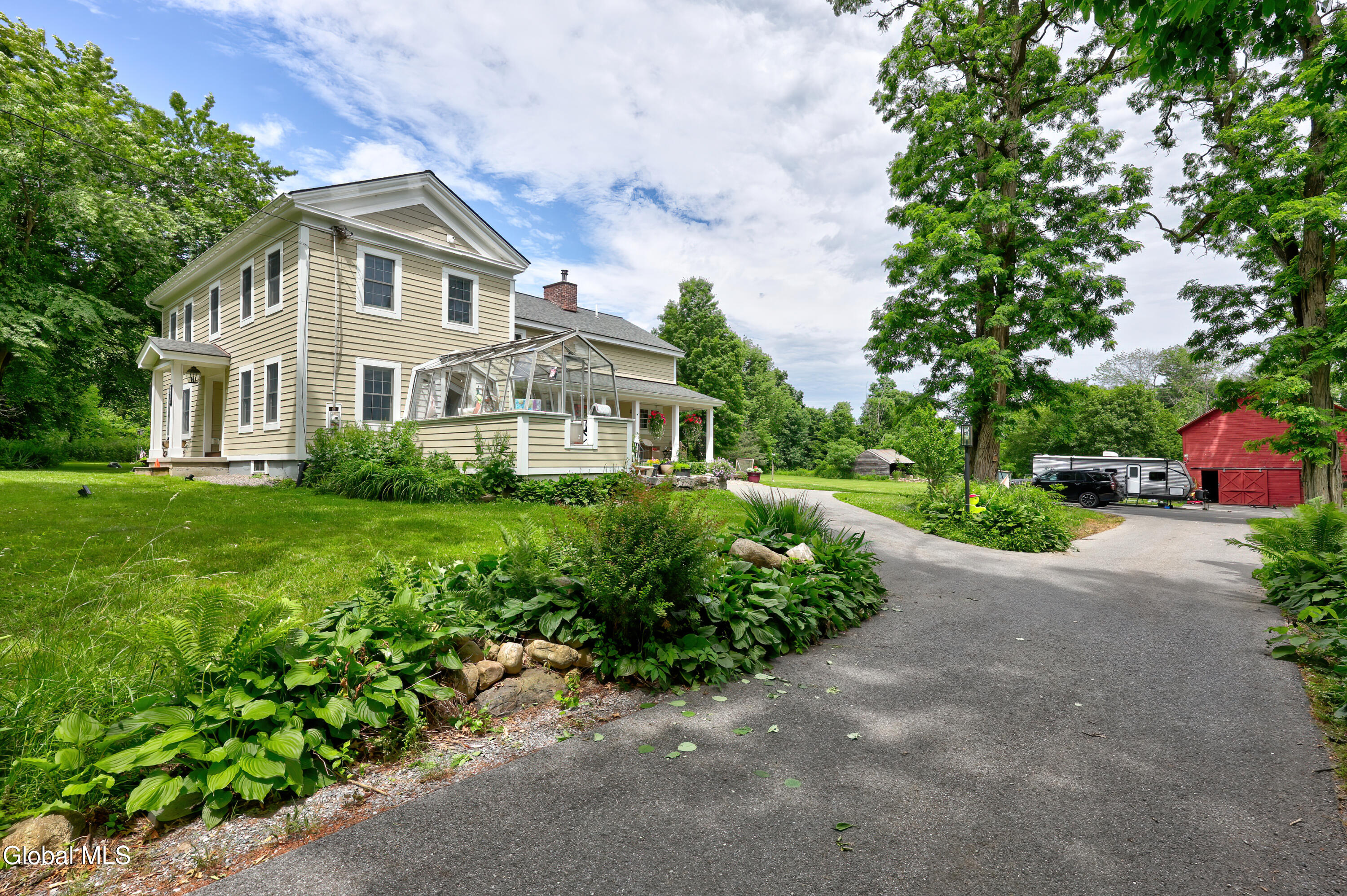 828 County Line Road