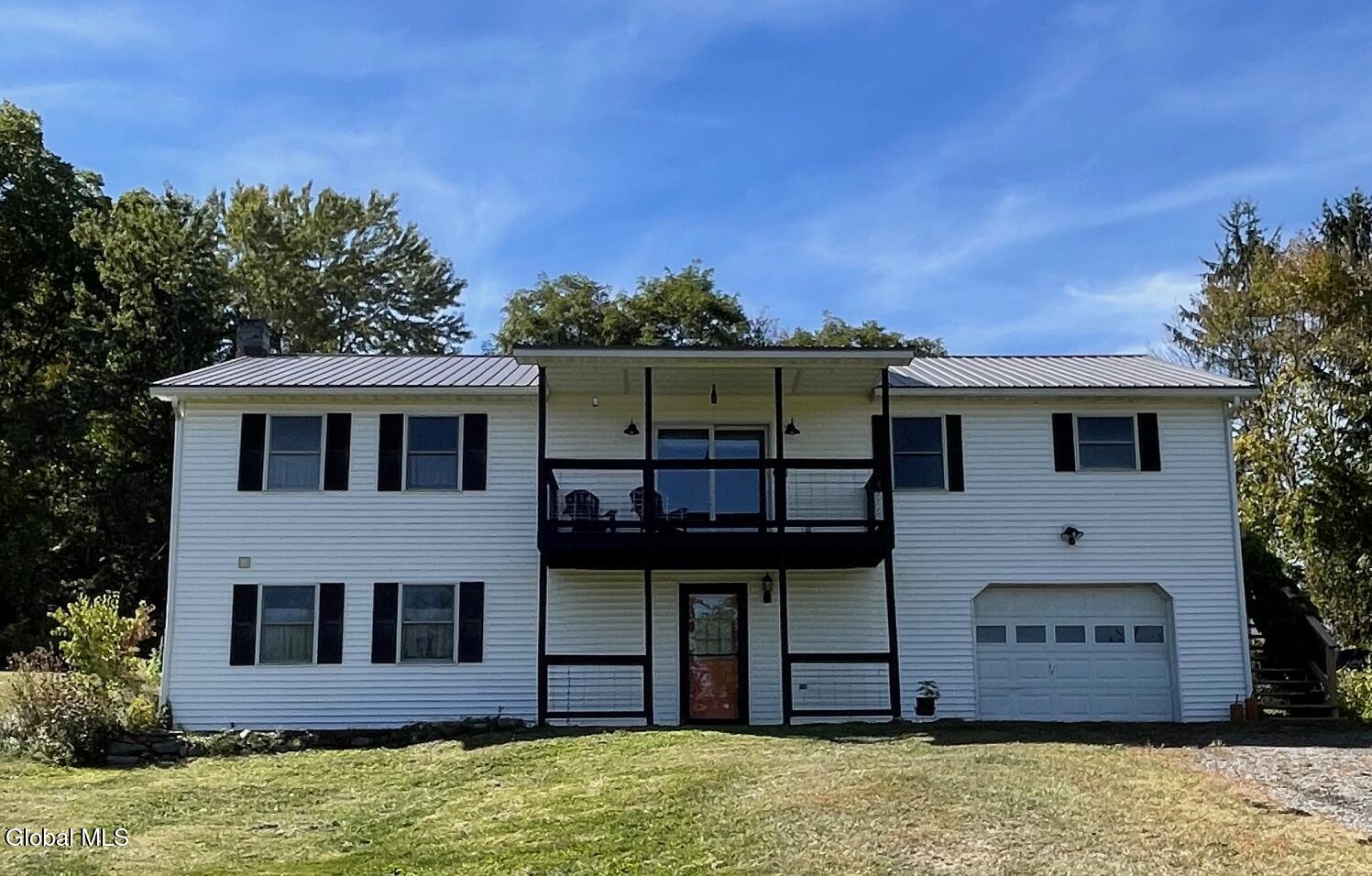 Cobleskill, New York 12043, United States, 3 Bedrooms Bedrooms, ,2 BathroomsBathrooms,Residential,Active,216319