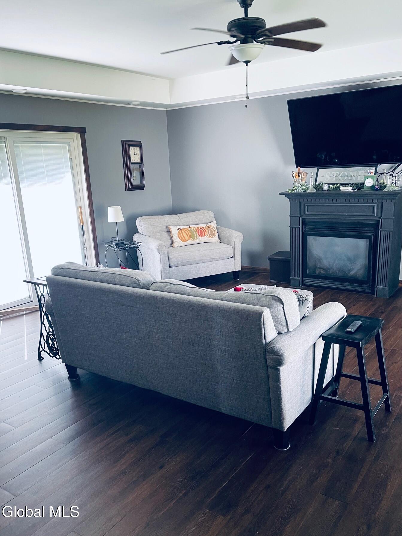 Cobleskill, New York 12043, United States, 3 Bedrooms Bedrooms, ,2 BathroomsBathrooms,Residential,Active,216319