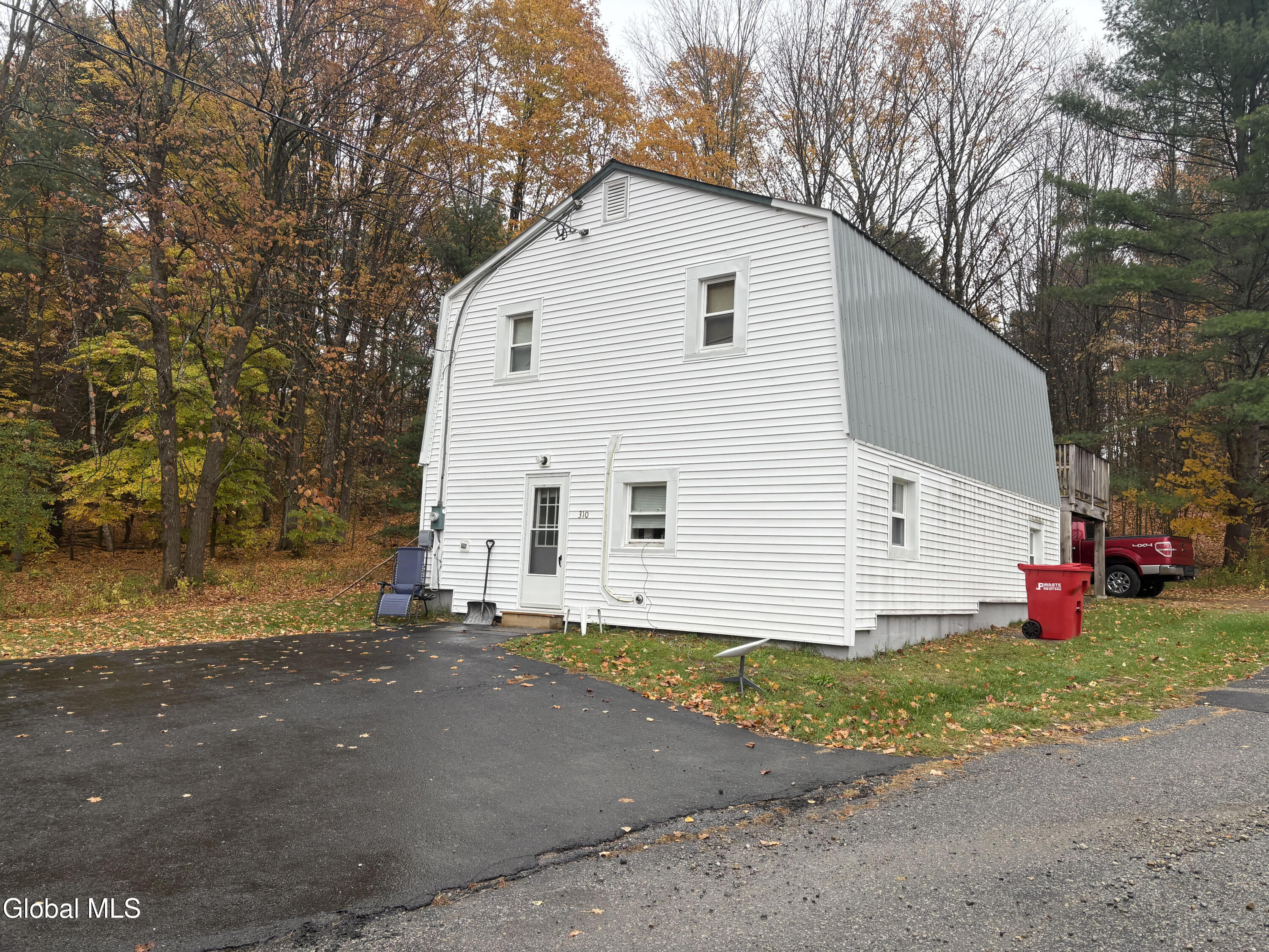 308 NYS Route 9N