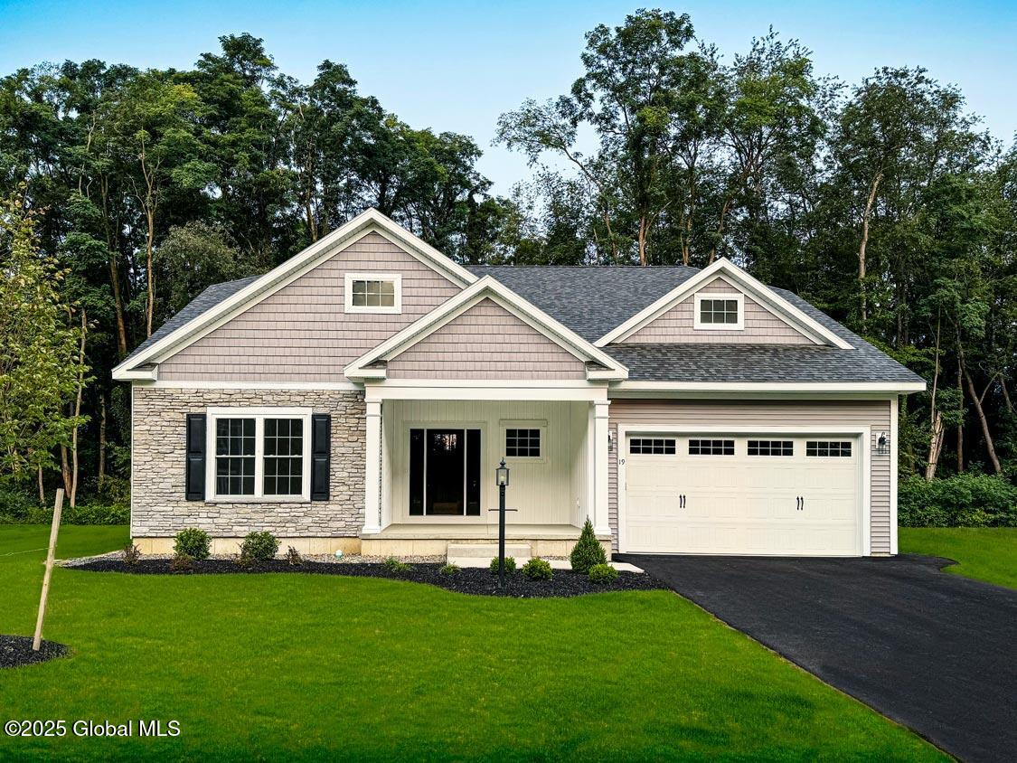 31 Indigo Court, Selkirk, New York image 1