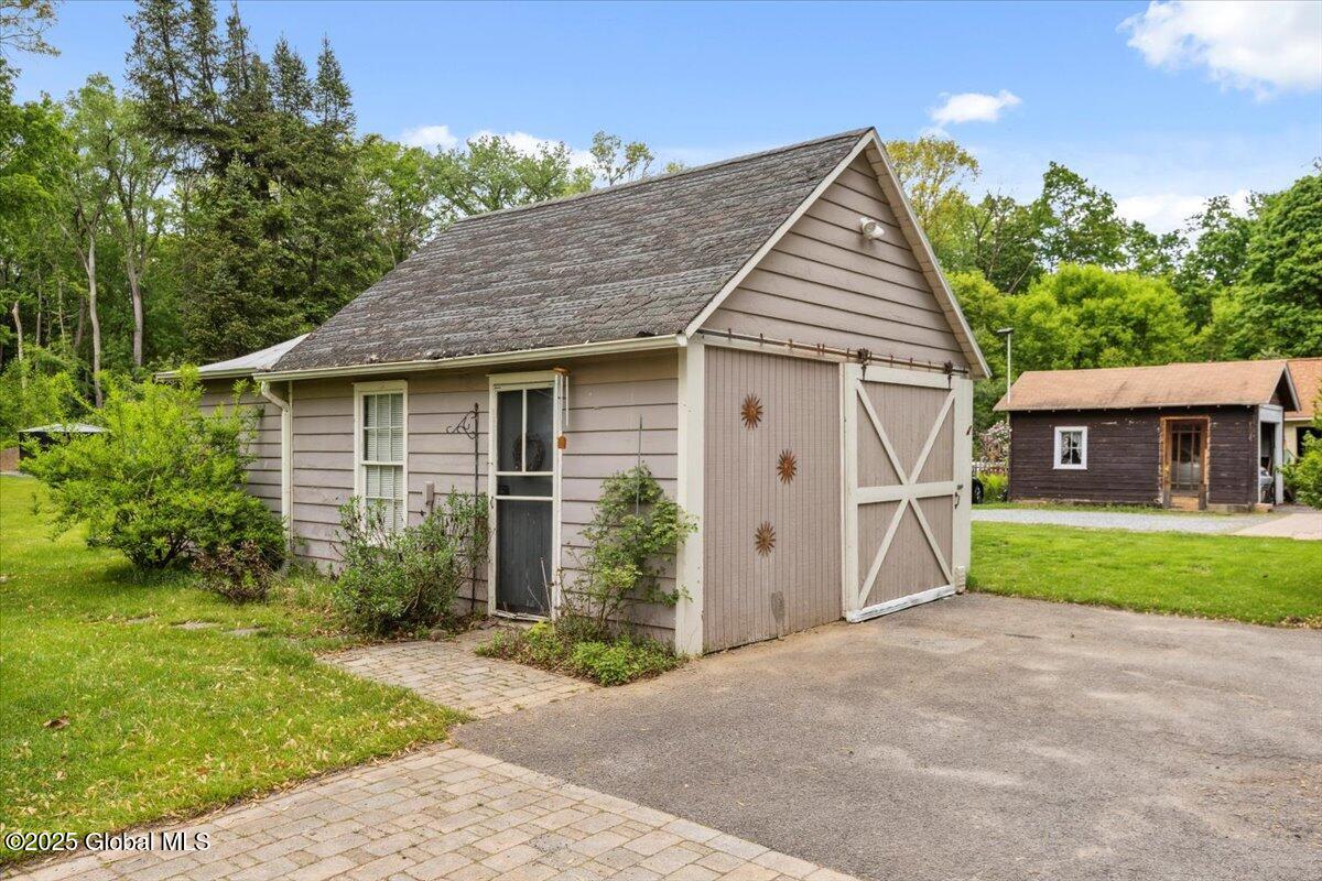 163 Maple Avenue, Glenville, New York image 34