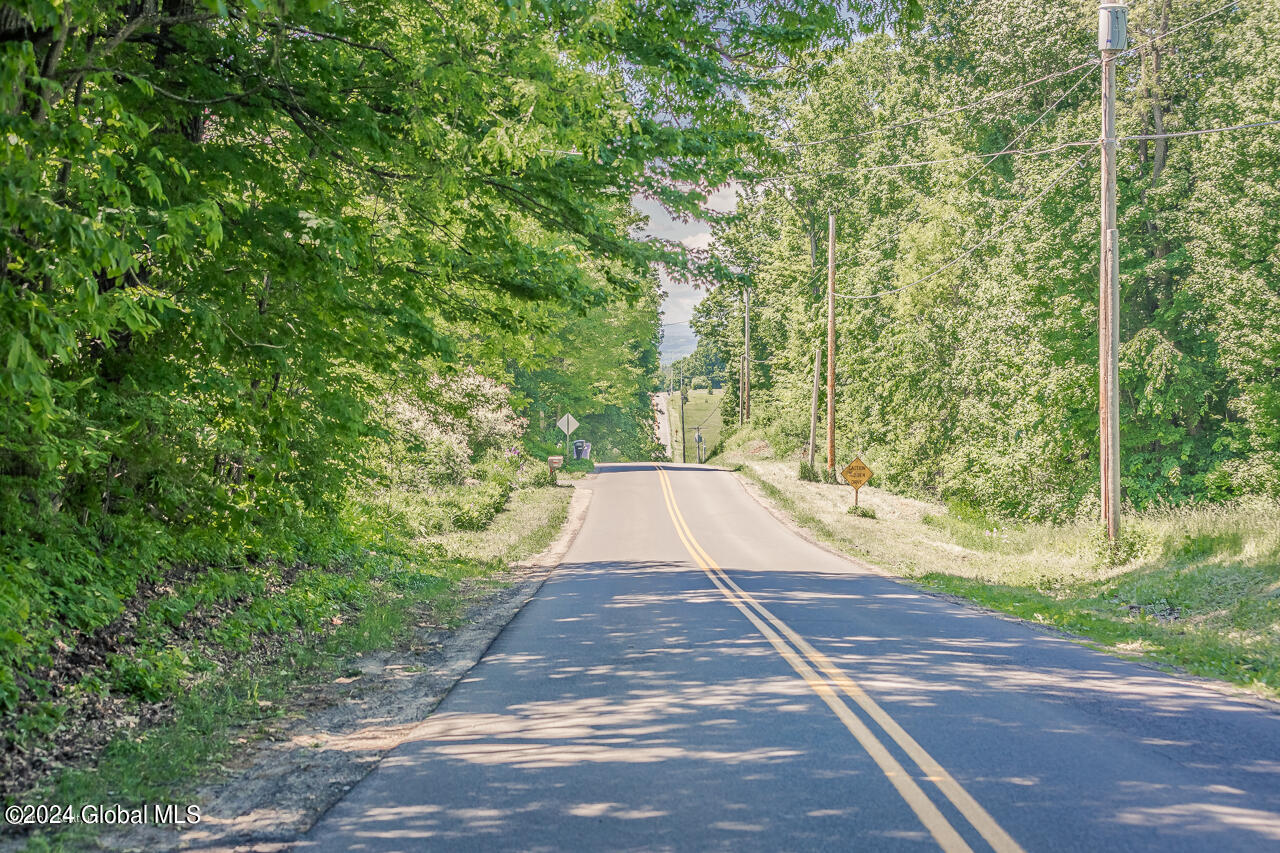 Noonan Road, Fort Johnson, New York image 1