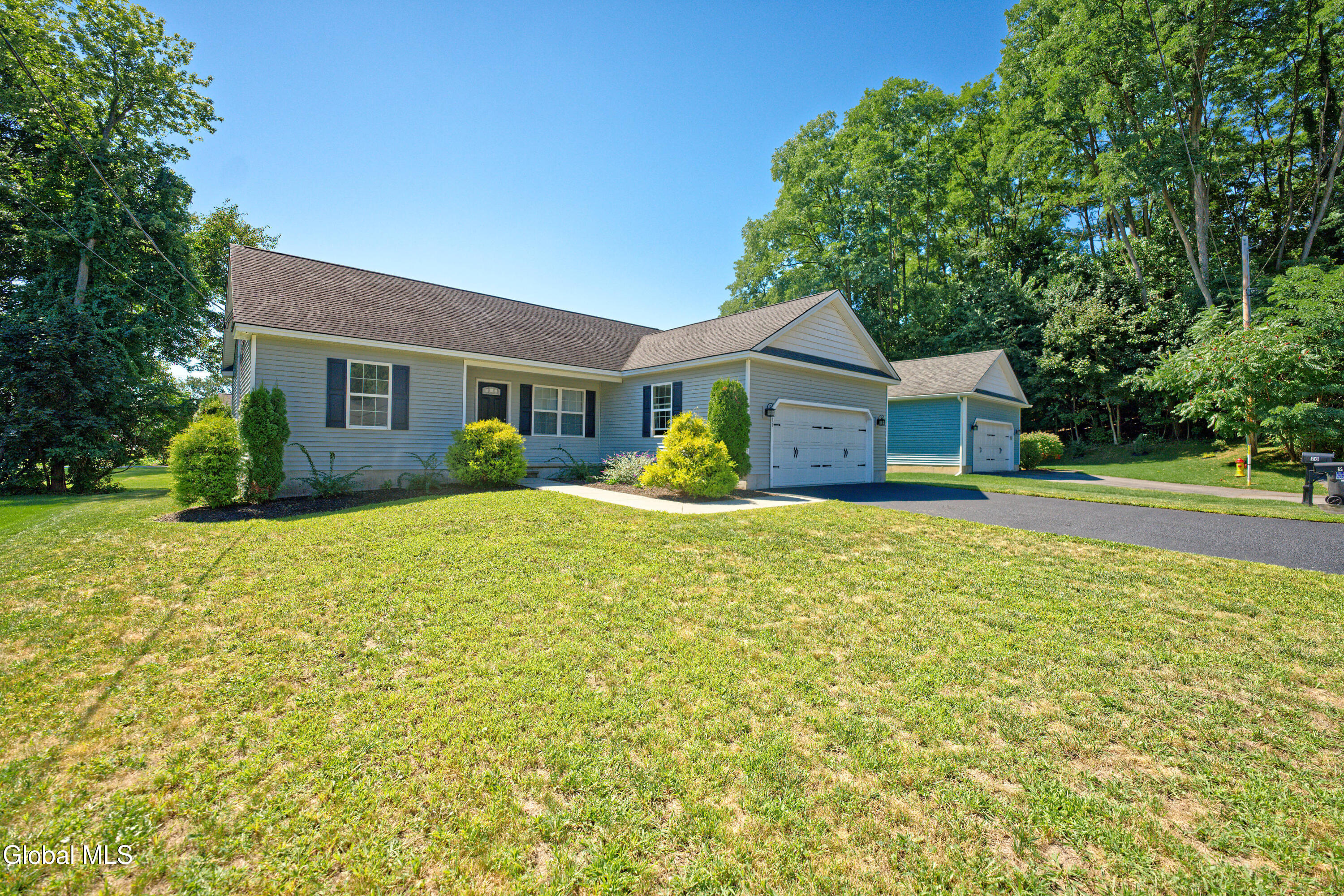 11 E Boylston Street