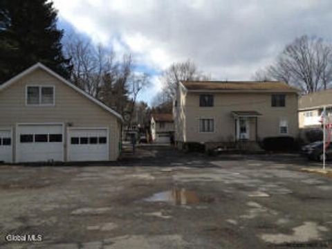 Photo of 2010 Curry Road # 2, Schenectady, NY 12303 (MLS # 202614776)