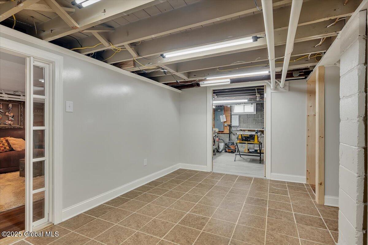 540 Kenwood Avenue, Delmar, New York image 30