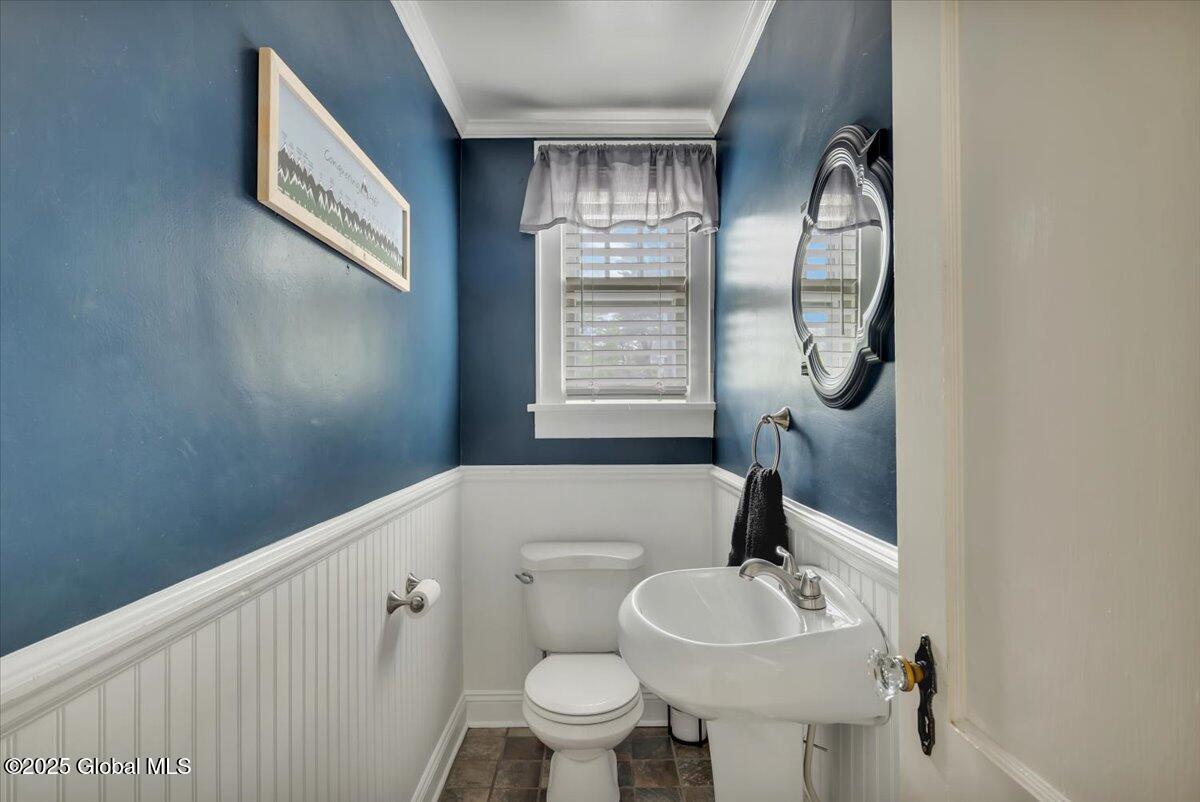 540 Kenwood Avenue, Delmar, New York image 15