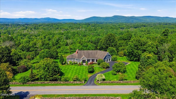 175 CHESTNUT RIDGE RD, QUEENSBURY, NY 12804 - Image 7e5ca69e809d3ab7e8cd6b7a0c0a84e8/2409189788