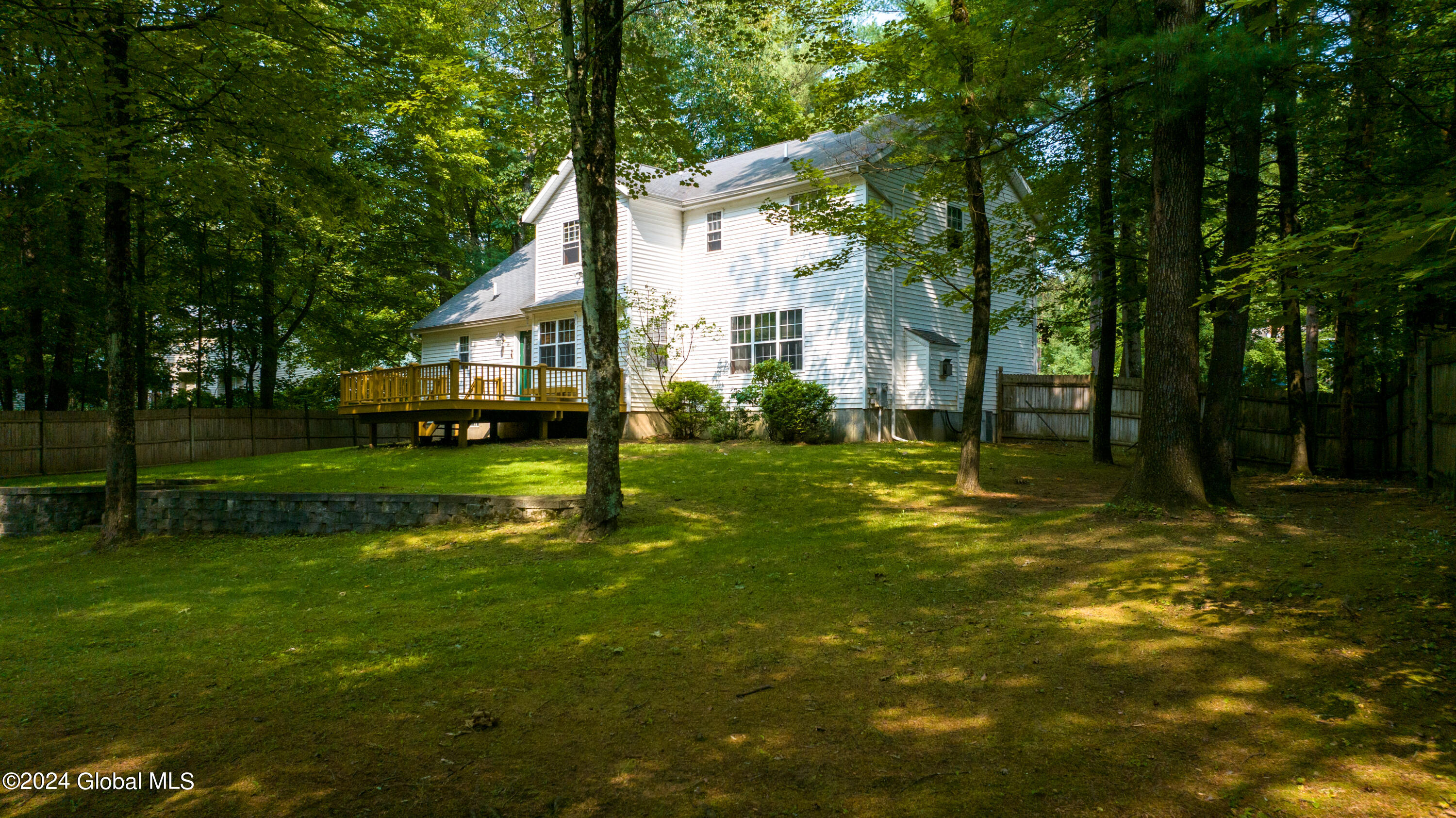 4 Lonesome Pine Trail, Gansevoort, New York image 37