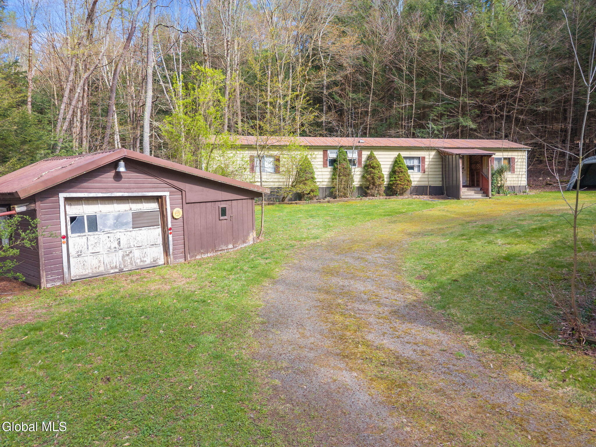 2284 Pumpkin Hollow Road