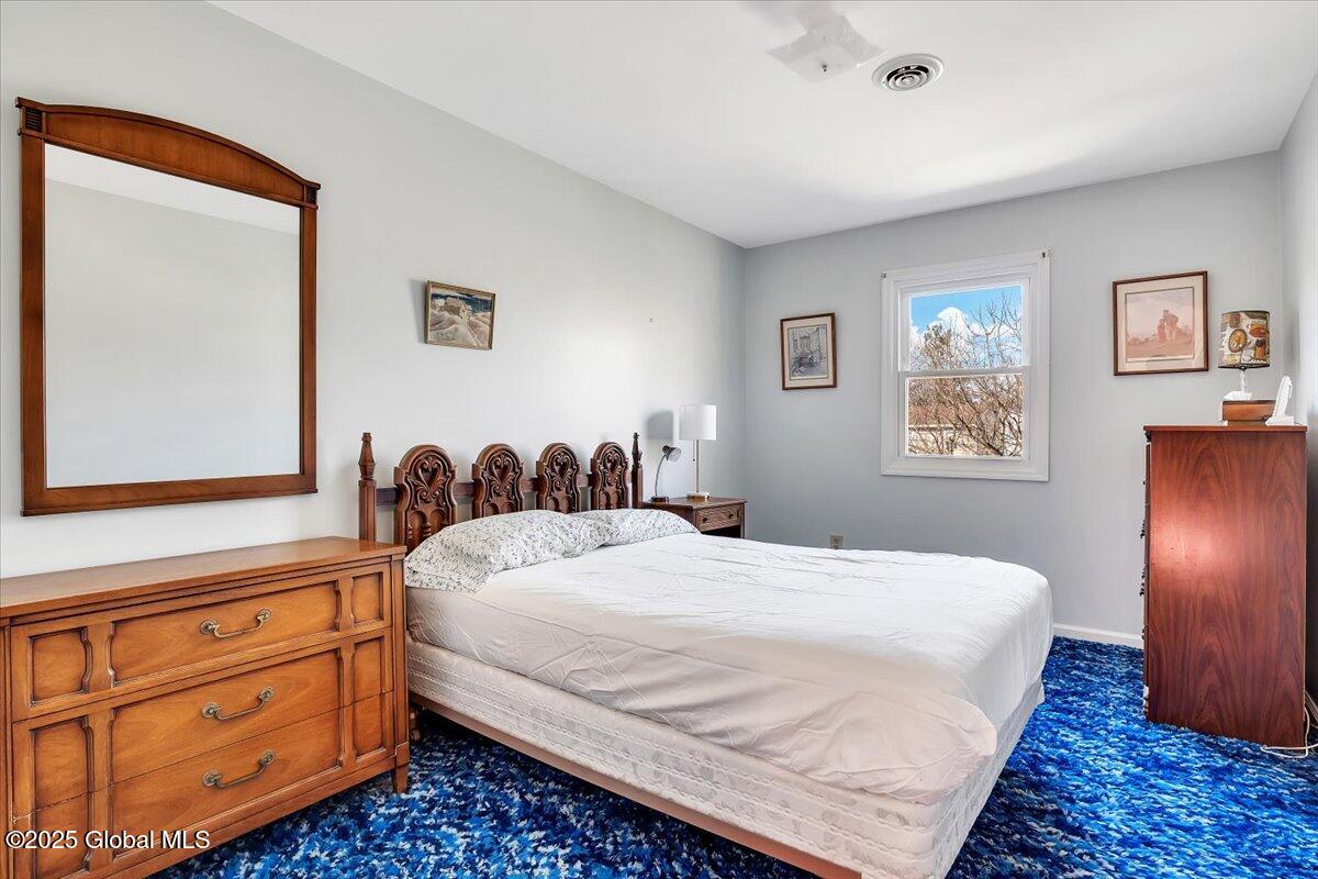 125 Horizon View Drive, East Greenbush, New York image 30